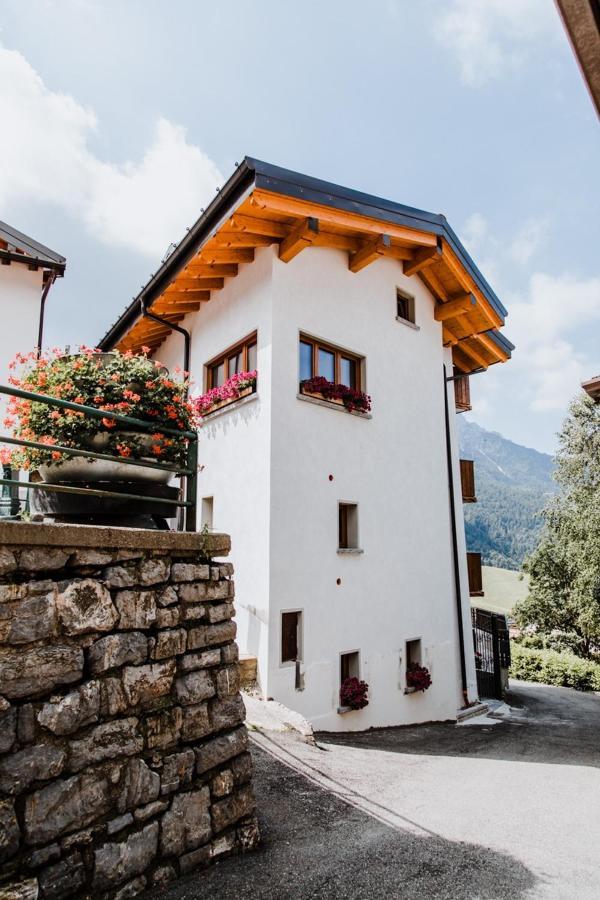 Bed and Breakfast Atelier Della Montagna Zambla Alta Exterior foto