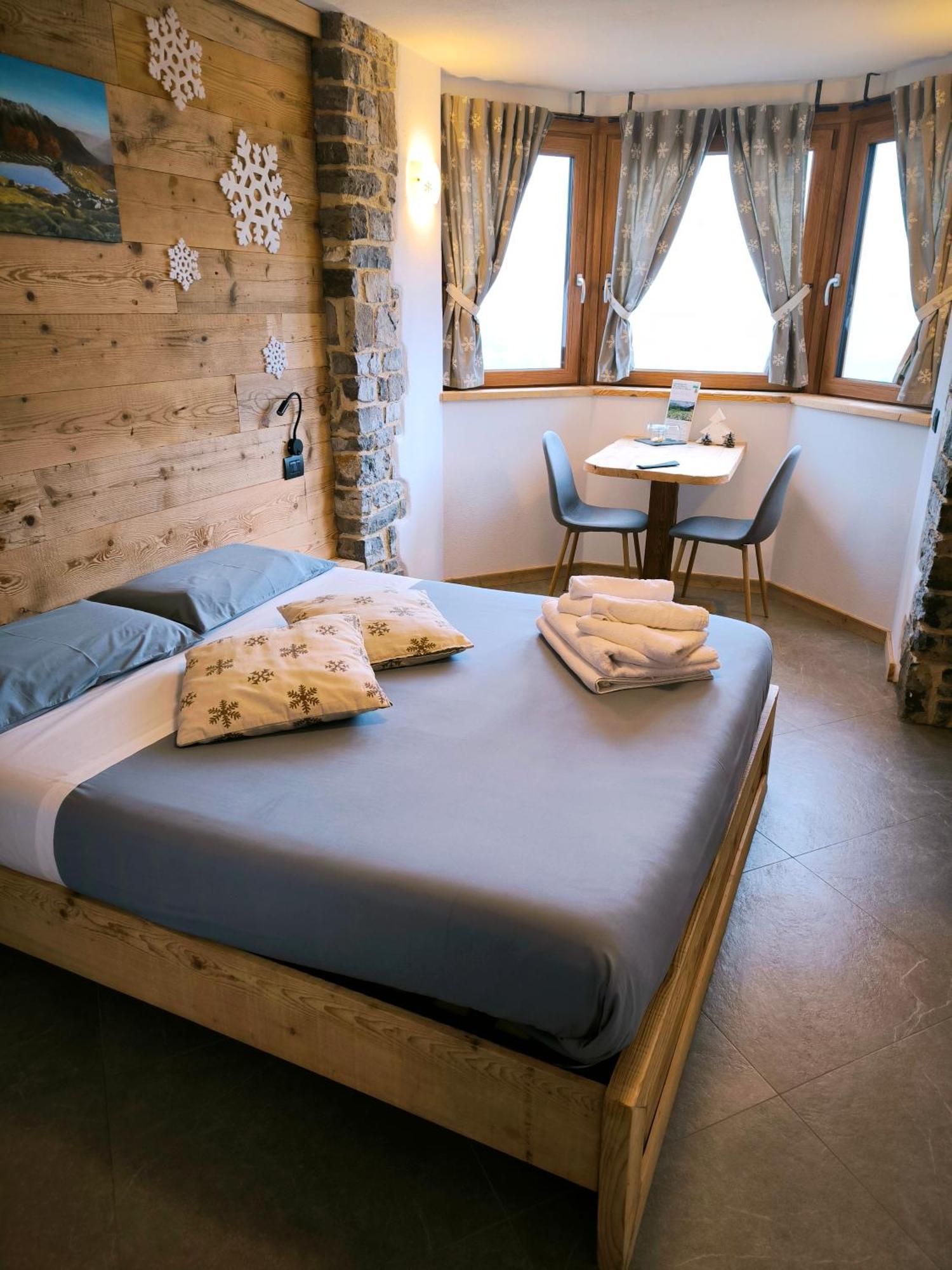 Bed and Breakfast Atelier Della Montagna Zambla Alta Exterior foto